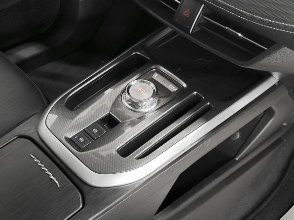 Haval Jolion I Рестайлинг с пробегом 2024 года, цена 2 281 500 рублей, 25386 км, внедорожник, Автокод Объявления