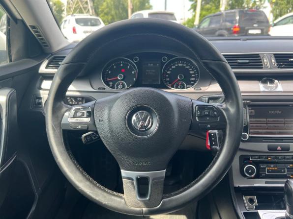 Volkswagen Passat B7 с пробегом 2011 года, цена 1 069 100 рублей, 200037 км, седан, Автокод Объявления
