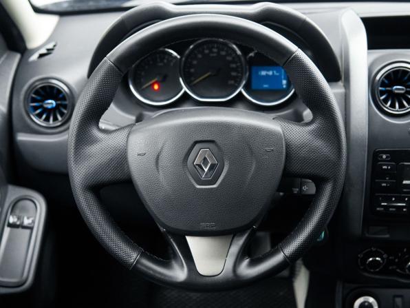 Renault Duster I Рестайлинг с пробегом 2017 года, цена 1 329 000 рублей, 138487 км, внедорожник, Автокод Объявления