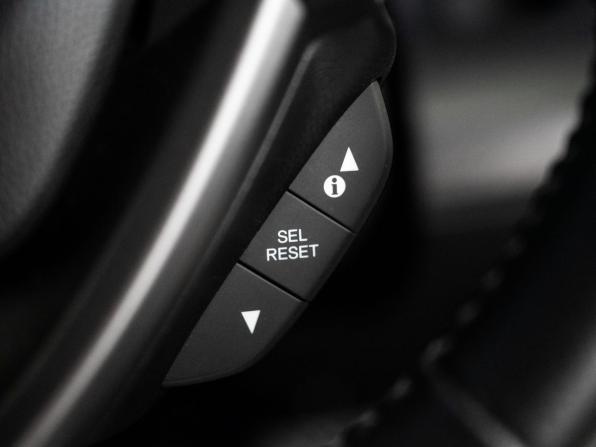 Honda Stepwgn V Рестайлинг с пробегом 2017 года, цена 2 350 000 рублей, 80863 км, минивэн, Автокод Объявления