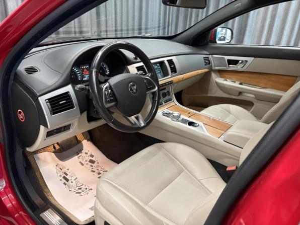 Jaguar XF I Рестайлинг с пробегом 2014 года, цена 1 400 000 рублей, 105000 км, седан, Автокод Объявления