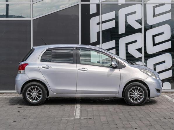 Toyota Vitz II (XP90) с пробегом 2010 года, цена 695 000 рублей, 157015 км, хэтчбек, Автокод Объявления