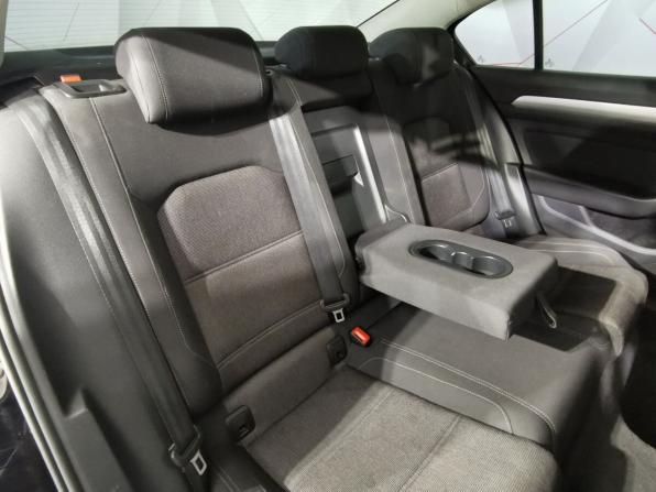 Volkswagen Passat B8 с пробегом 2016 года, цена 1 465 150 рублей, 292177 км, седан, Автокод Объявления