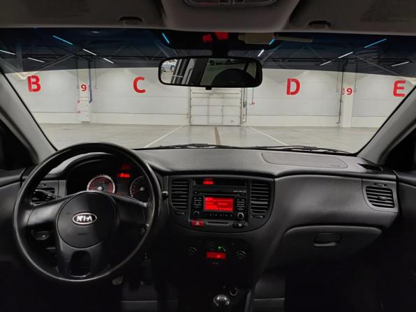Kia Rio II Рестайлинг с пробегом 2010 года, цена 590 000 рублей, 251901 км, седан, Автокод Объявления