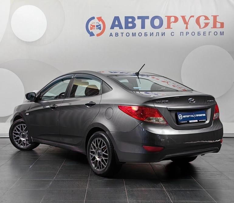 Hyundai Solaris I Москва  - изображение 2