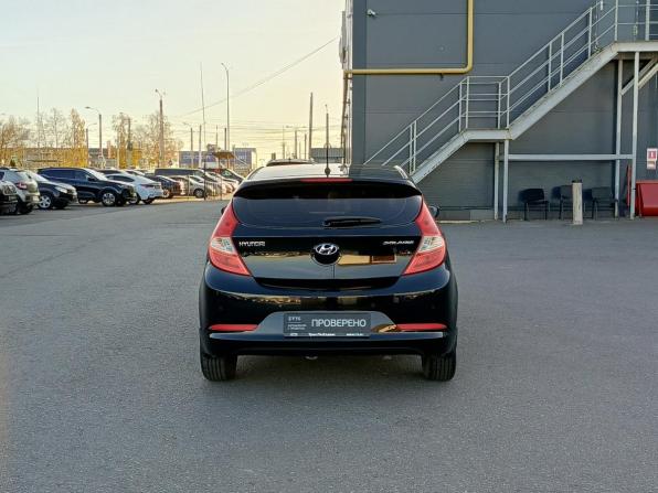 Hyundai Solaris I Рестайлинг с пробегом 2015 года, цена 875 000 рублей, 151180 км, хэтчбек, Автокод Объявления