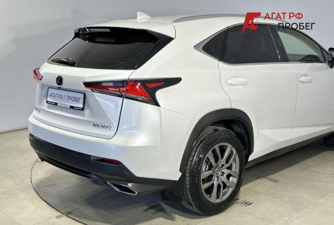 Lexus NX I Рестайлинг с пробегом 2018 года, цена 2 330 000 рублей, 232681 км, внедорожник, Автокод Объявления