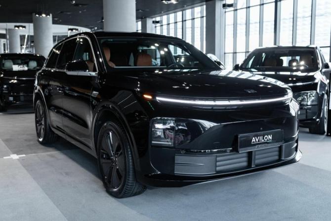 Новый Li Auto (Lixiang) L6 2025 года, цена 8 445 510 рублей, внедорожник, Автокод Объявления