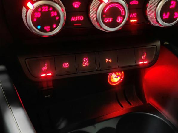 Audi A1 I (8X) с пробегом 2013 года, цена 948 000 рублей, 130496 км, хэтчбек, Автокод Объявления