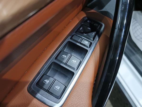 Lada (ВАЗ) Vesta I Рестайлинг (NG) с пробегом 2024 года, цена 1 550 000 рублей, 28093 км, универсал, Автокод Объявления