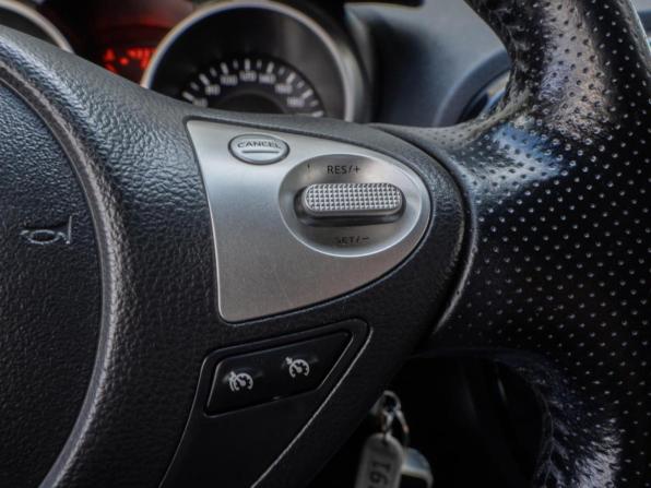 Nissan Juke I Рестайлинг с пробегом 2017 года, цена 1 685 000 рублей, 43378 км, внедорожник, Автокод Объявления
