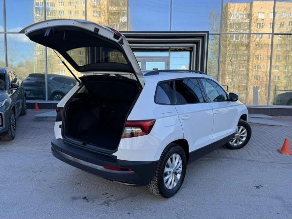 Skoda Karoq I с пробегом 2021 года, цена 2 299 000 рублей, 158070 км, внедорожник, Автокод Объявления