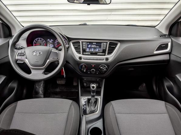 Hyundai Solaris II Рестайлинг с пробегом 2022 года, цена 1 535 000 рублей, 89366 км, седан, Автокод Объявления
