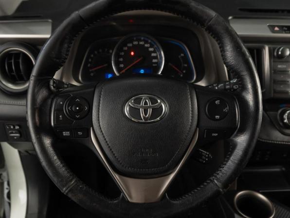 Toyota RAV4 IV (XA40) с пробегом 2014 года, цена 2 249 000 рублей, 135628 км, внедорожник, Автокод Объявления