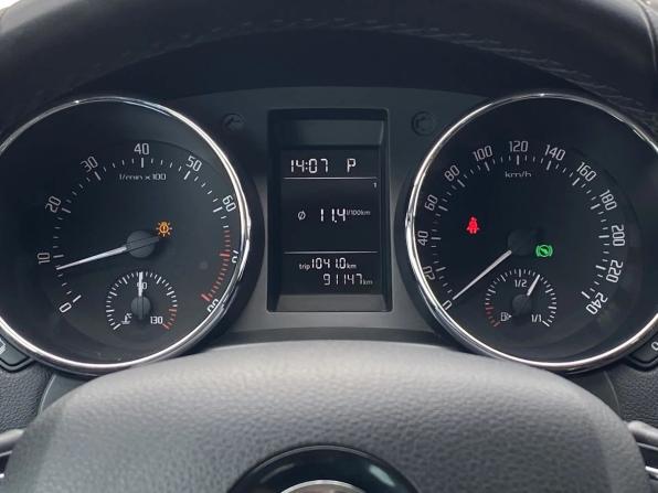 Skoda Yeti I Рестайлинг с пробегом 2014 года, цена 1 152 000 рублей, 91100 км, внедорожник, Автокод Объявления