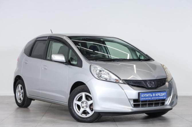 Honda Fit II с пробегом 2012 года, цена 849 000 рублей, 79000 км, хэтчбек, Автокод Объявления