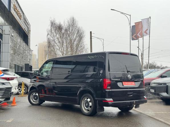 Volkswagen Caravelle T6 Рестайлинг с пробегом 2020 года, цена 4 249 000 рублей, 140000 км, минивэн, Автокод Объявления