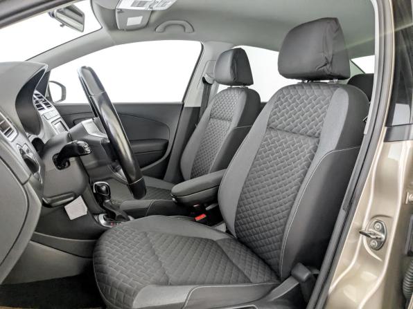 Volkswagen Polo V Рестайлинг с пробегом 2018 года, цена 1 170 000 рублей, 129355 км, седан, Автокод Объявления