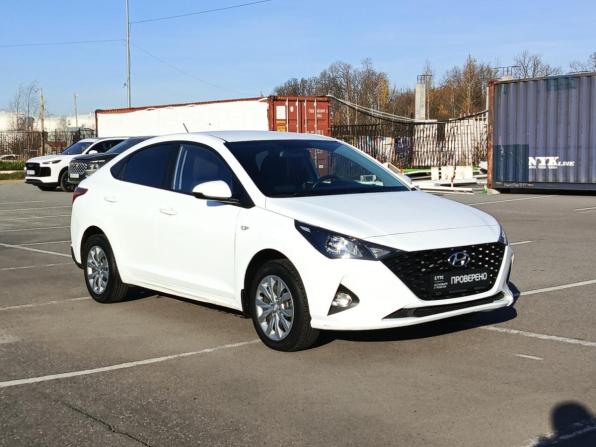 Hyundai Solaris II Рестайлинг с пробегом 2020 года, цена 1 437 000 рублей, 70519 км, седан, Автокод Объявления