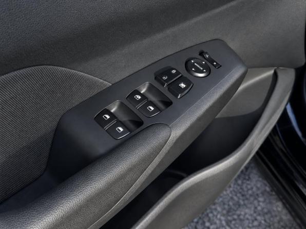 Hyundai Solaris II с пробегом 2019 года, цена 1 341 000 рублей, 98980 км, седан, Автокод Объявления
