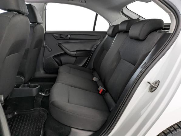 Skoda Rapid I Рестайлинг с пробегом 2019 года, цена 700 000 рублей, 226330 км, лифтбек, Автокод Объявления