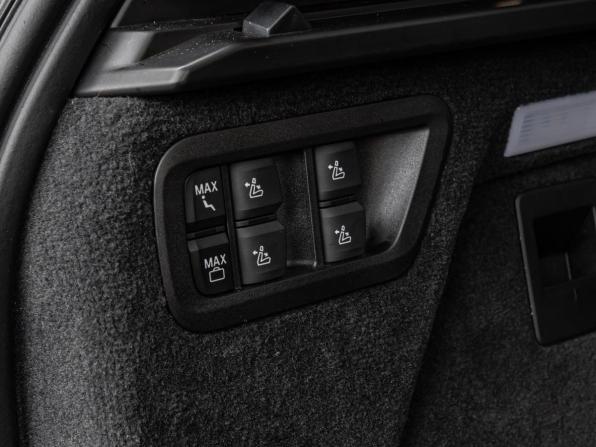 BMW X7 I (G07) Рестайлинг с пробегом 2024 года, цена 19 350 000 рублей, 11218 км, внедорожник, Автокод Объявления