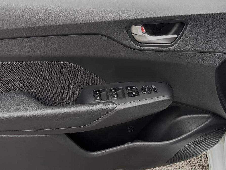 Hyundai Solaris II Набережные Челны  - изображение 9