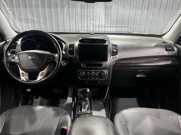 Kia Sorento II Рестайлинг с пробегом 2015 года, цена 1 749 900 рублей, 167000 км, внедорожник, Автокод Объявления