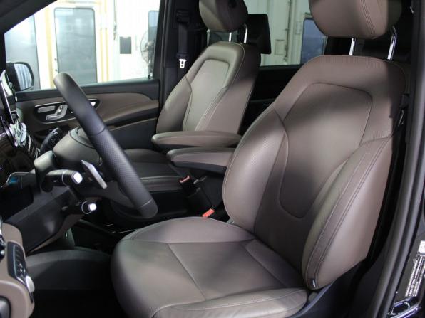 Mercedes-Benz V-Класс III (W447) Рестайлинг с пробегом 2021 года, цена 8 890 000 рублей, 22000 км, минивэн, Автокод Объявления