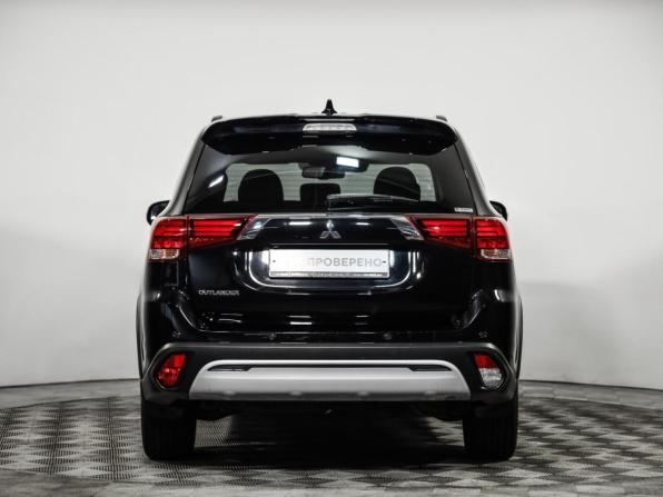 Mitsubishi Outlander III Рестайлинг 3 с пробегом 2021 года, цена 2 950 000 рублей, 63400 км, внедорожник, Автокод Объявления