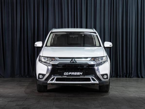 Mitsubishi Outlander III Рестайлинг 2 с пробегом 2018 года, цена 1 869 000 рублей, 164812 км, внедорожник, Автокод Объявления