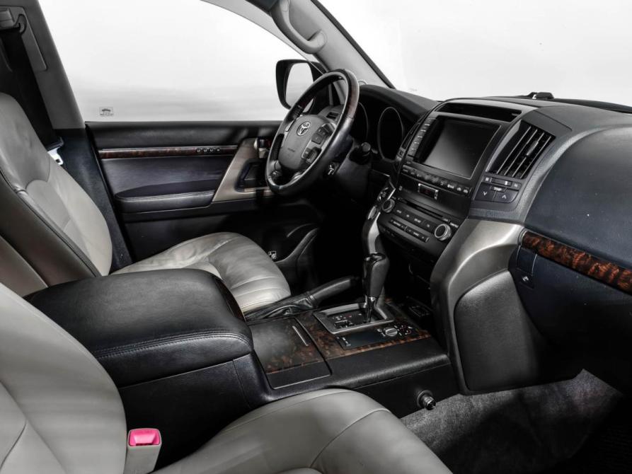 Toyota Land Cruiser 200 Series Санкт-Петербург  - изображение 16
