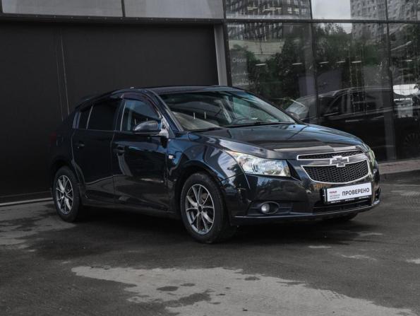 Chevrolet Cruze I Рестайлинг с пробегом 2012 года, цена 670 000 рублей, 258918 км, хэтчбек, Автокод Объявления