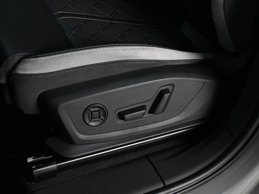Audi Q3 II (F3) Ростов-на-Дону  - изображение 17