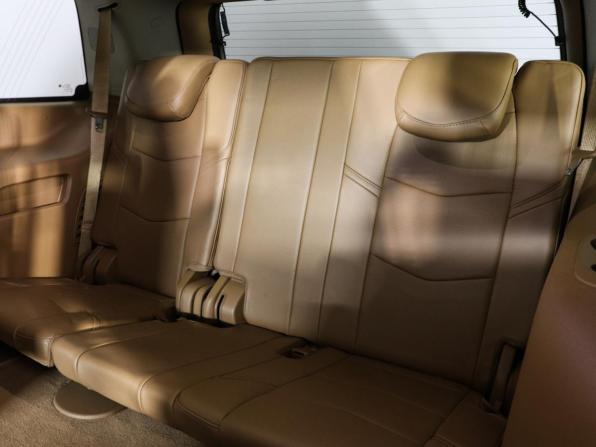 Cadillac Escalade IV с пробегом 2016 года, цена 5 100 000 рублей, 90000 км, внедорожник, Автокод Объявления