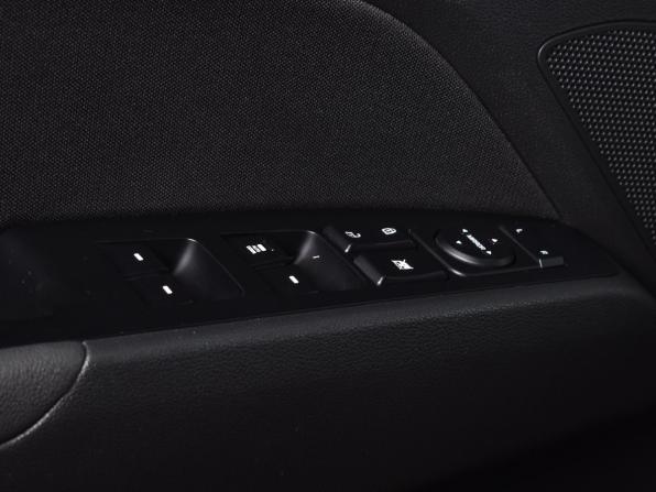 Hyundai Elantra VI (AD) с пробегом 2016 года, цена 1 349 995 рублей, 99416 км, седан, Автокод Объявления
