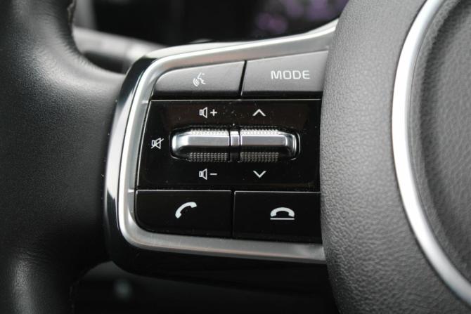 Kia Sorento IV с пробегом 2021 года, цена 2 950 000 рублей, 61000 км, внедорожник, Автокод Объявления