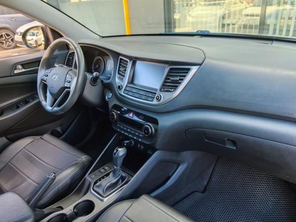 Hyundai Tucson III с пробегом 2018 года, цена 1 890 000 рублей, 158578 км, внедорожник, Автокод Объявления