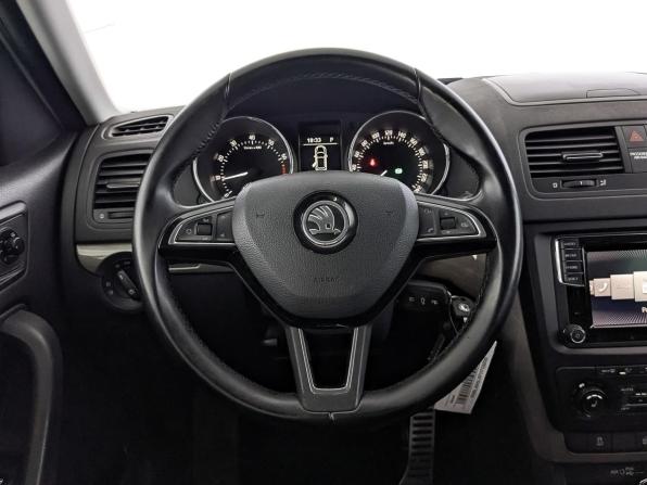 Skoda Yeti I Рестайлинг с пробегом 2014 года, цена 1 345 000 рублей, 125446 км, внедорожник, Автокод Объявления