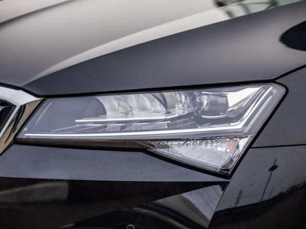 Skoda Superb III Рестайлинг с пробегом 2025 года, цена 3 358 000 рублей, 15 км, лифтбек, Автокод Объявления