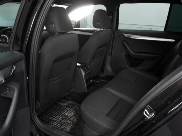 Skoda Octavia III (A7) Рестайлинг с пробегом 2019 года, цена 2 689 000 рублей, 189246 км, универсал, Автокод Объявления