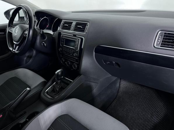 Volkswagen Jetta VI Рестайлинг с пробегом 2015 года, цена 1 230 000 рублей, 183258 км, седан, Автокод Объявления