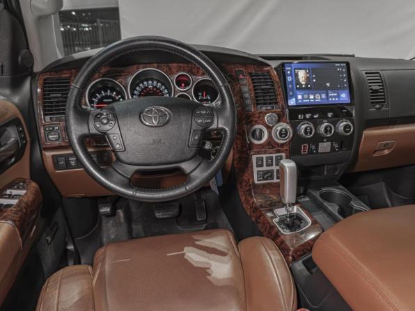 Toyota Sequoia II с пробегом 2009 года, цена 2 880 000 рублей, 329856 км, внедорожник, Автокод Объявления
