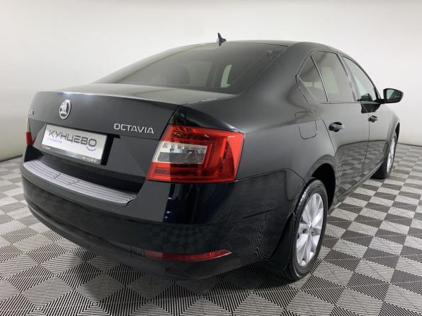Skoda Octavia III (A7) Рестайлинг с пробегом 2018 года, цена 1 579 000 рублей, 161922 км, лифтбек, Автокод Объявления