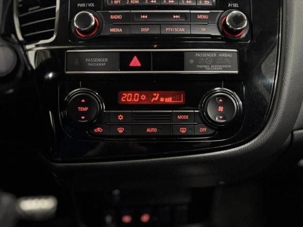Mitsubishi Outlander III Рестайлинг 3 с пробегом 2019 года, цена 1 849 000 рублей, 145389 км, внедорожник, Автокод Объявления