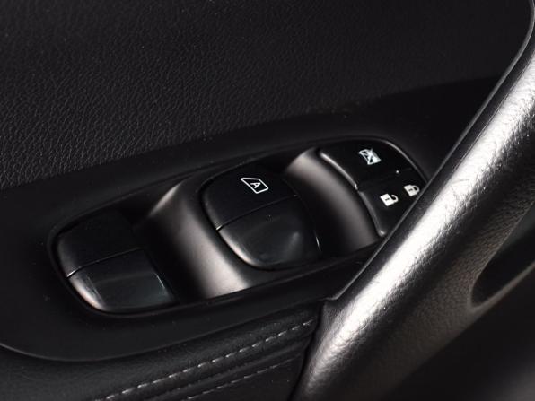 Nissan Qashqai II с пробегом 2016 года, цена 1 764 997 рублей, 126271 км, внедорожник, Автокод Объявления