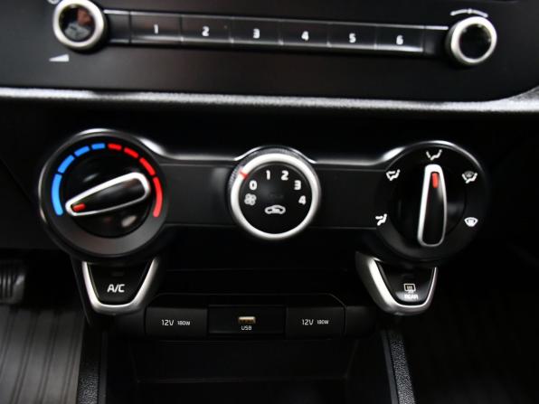 Kia Rio IV с пробегом 2020 года, цена 1 675 000 рублей, 63437 км, хэтчбек, Автокод Объявления
