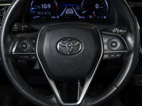 Toyota Camry VIII (XV70) Рестайлинг с пробегом 2023 года, цена 3 599 000 рублей, 39000 км, седан, Автокод Объявления