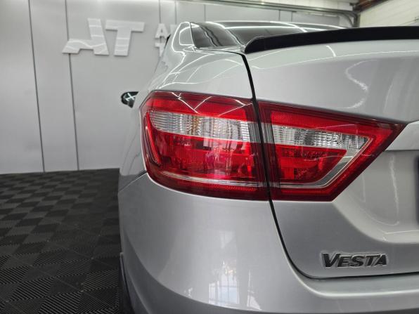 Lada (ВАЗ) Vesta I с пробегом 2019 года, цена 999 000 рублей, 135428 км, седан, Автокод Объявления