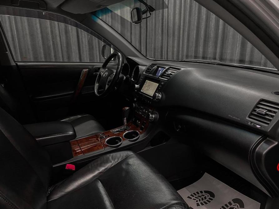 Toyota Highlander II (XU40) Рестайлинг Красноярск  - изображение 13